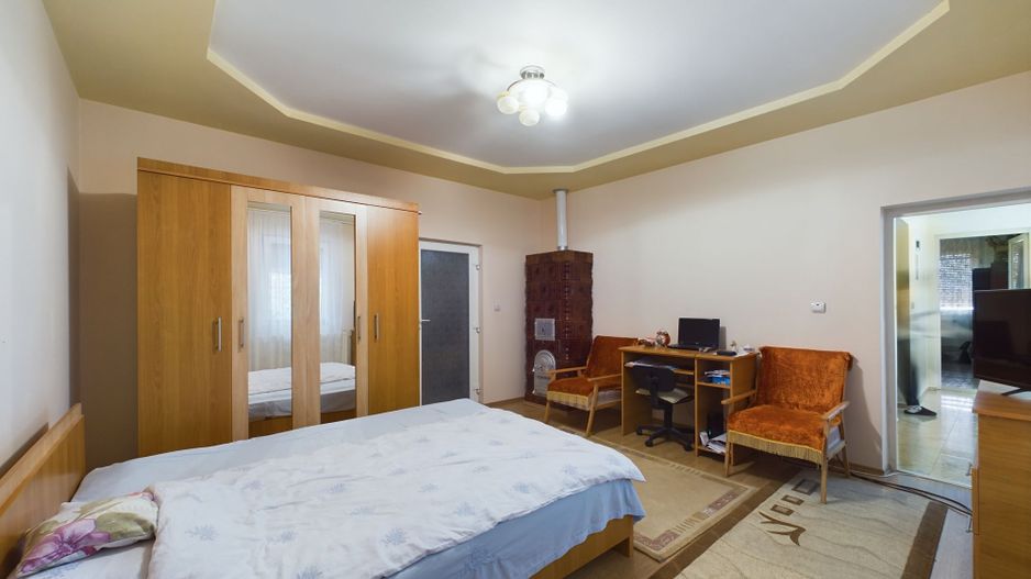 Casă pe un nivel in Pișchia - Poză 18