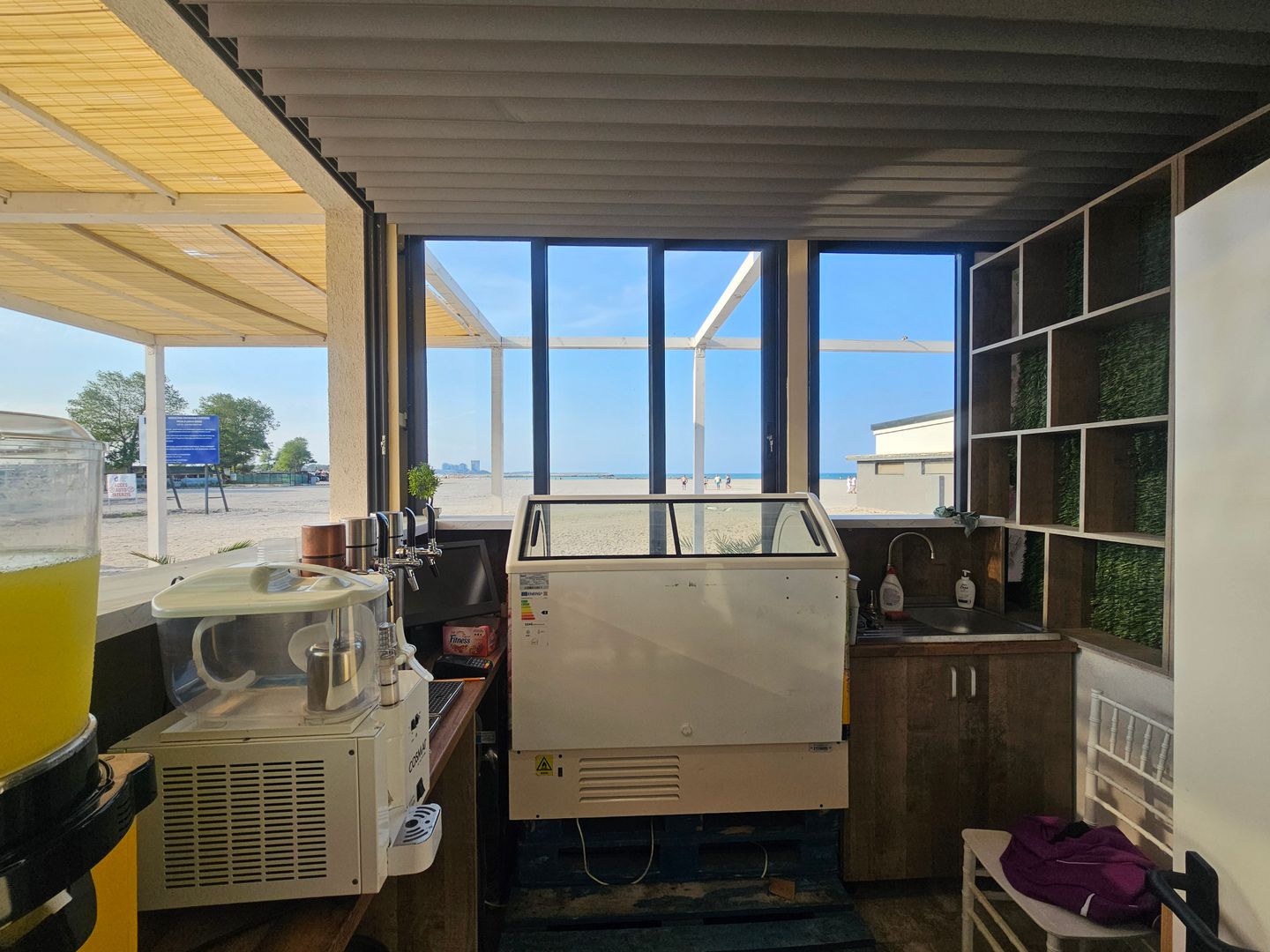 Spațiu comercial de vanzare pe plaja in Jupiter Constanta - Poză 5
