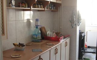 Apartament 3 camere Oltenitei / Aparatorii Patriei - Poză 2