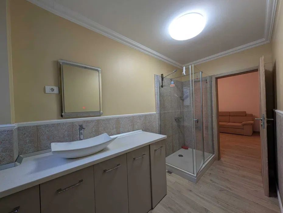APARTAMENT LUX METROU ZONA PIATA ROMANA - Poză 4