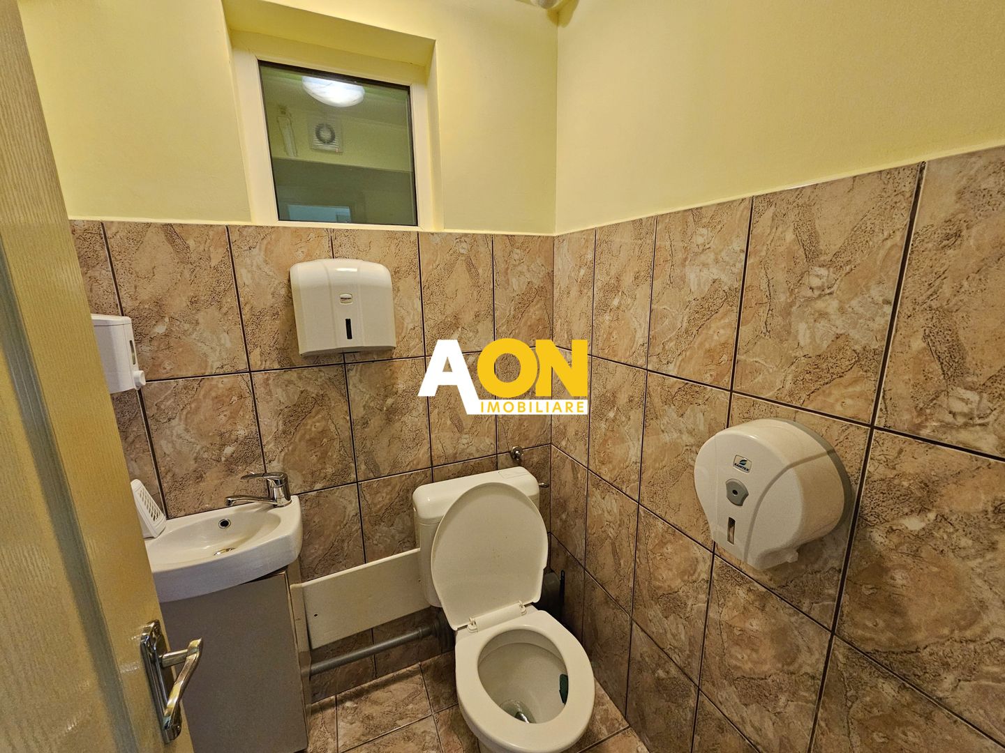 Spatiu comercial pretabil birouri, cabinete medicale, Cetate - Poză 12