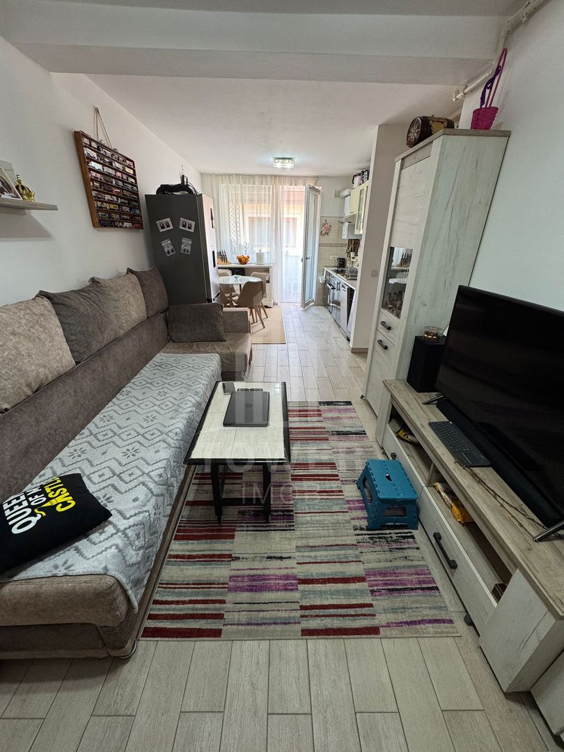 🏡 Apartament modern de vânzare în Kastani Residence – Etaj 3 - mobilat utilat - Poză 3