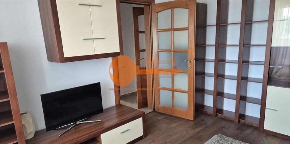 Apartament cu 2 camere in zona Stadion Giulesti-Crangasi - Poză 1