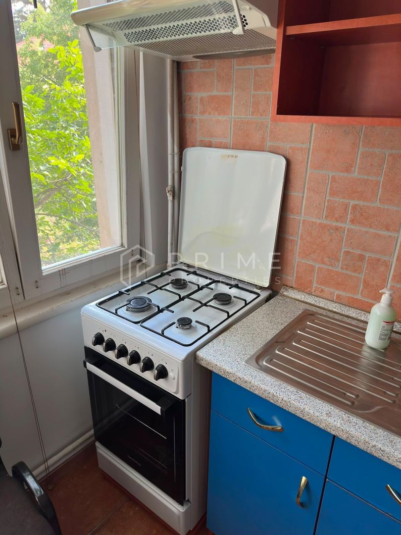 DE ÎNCHIRIAT: Apartament cu 3 camere | Cartierul Cornișa (Zona Zambara - Poză 12