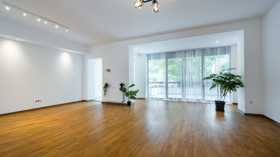 COMISION 0% - Vila superba 4 dormitoare 5 bai vedere lac -Baneasa complex inchis - Poză 2