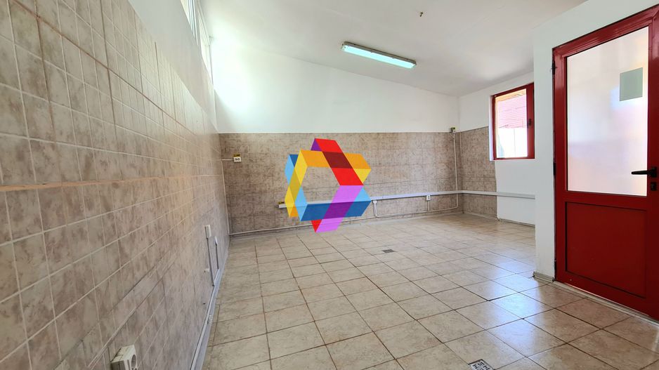 Spatiu de închiriat Brasov - 35 mp # plus-imo.ro - Poză 1