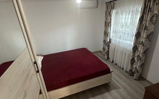 Casă de vânzare – Strada Crinului - Poză 13