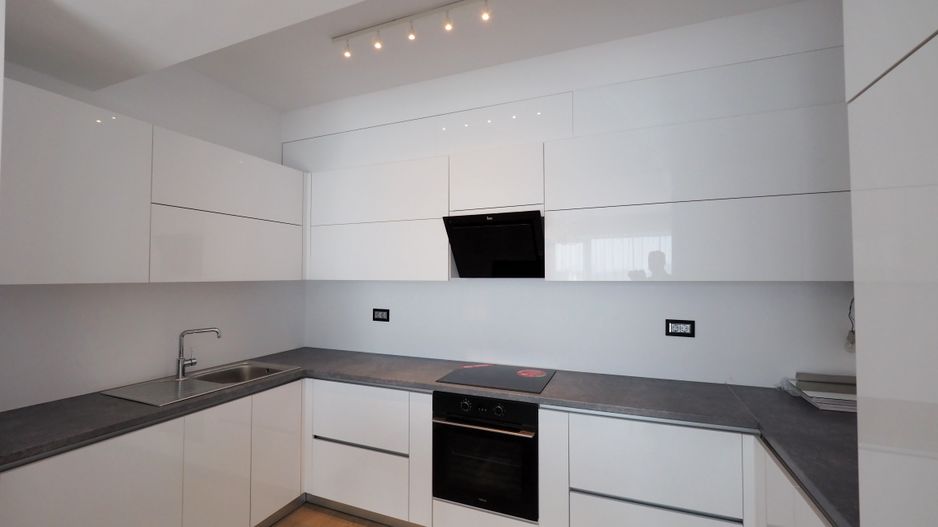 VEDERE PARC! Apartament modern cu 3 camere | terasa 16mp | garaj - Poză 6