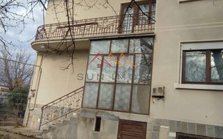 Casa D+P+E, an 1980, teren 285 m2, zona foarte buna, Campina, Prahova - Poză 1