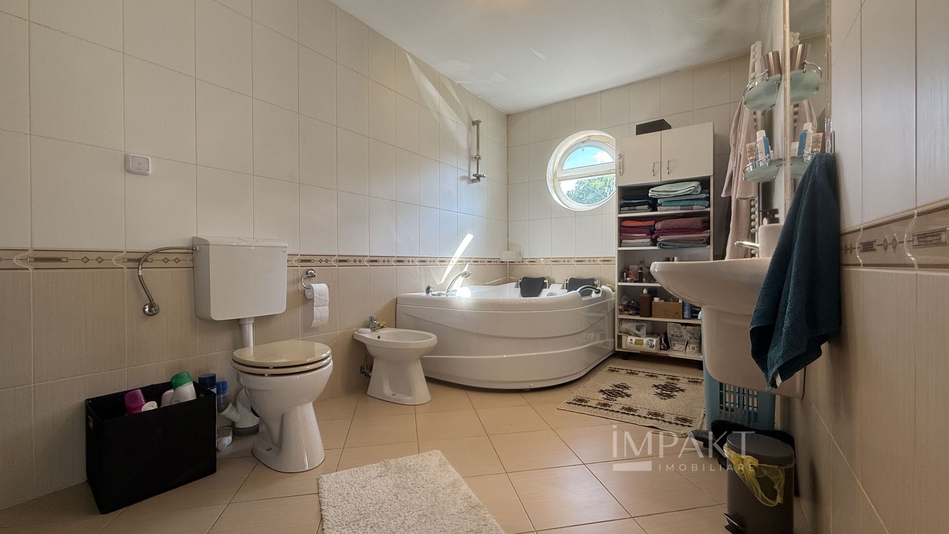 Casa insiruita D+P+E+P langa Grand Hotel Italia - Poză 9