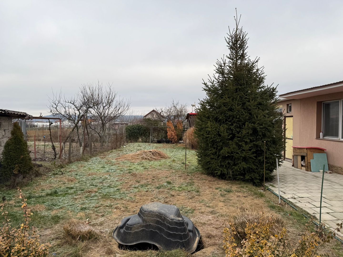 Casa spatioasa de vanzare plan parter in Osorhei - Poză 13