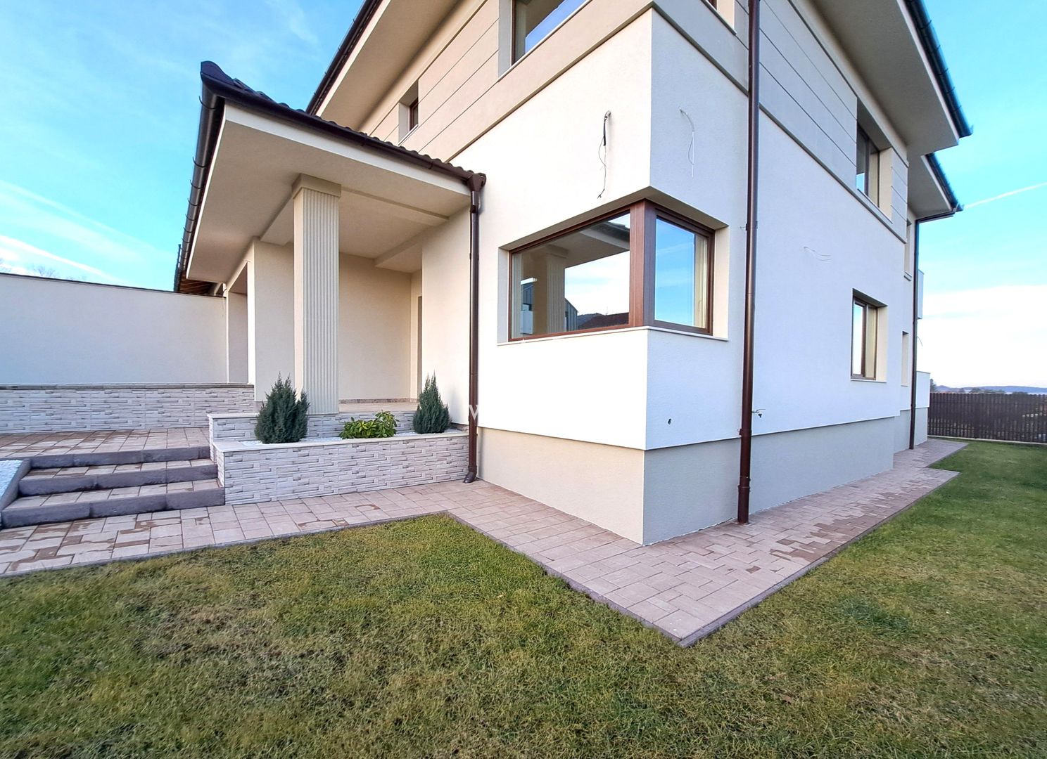 Casa Sibiu, Cisnadioara - Casa de vis - garaj, terase - Poză 1