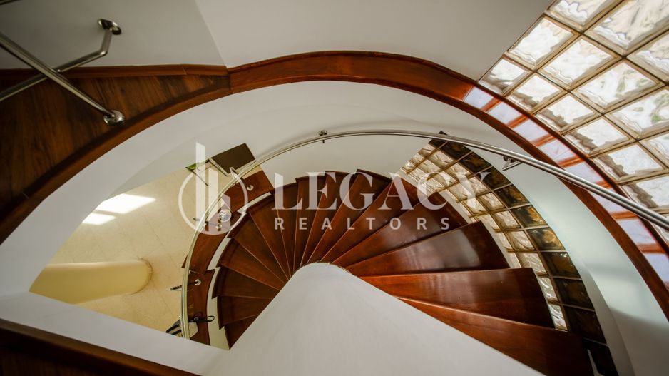 Vilă Exclusivistă în Copou – 680 mp Utili | Teren 1.414 mp - Poză 3