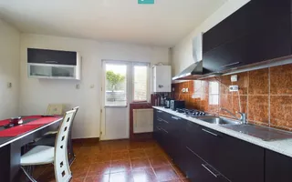 Casă ideală pentru familie extinsă în zona Crișan - Poză 16