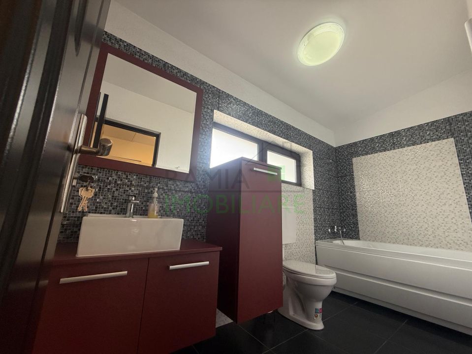 Casă Înșiruită Hărman 4 Camere, Curte Teren 225 mp - Poză 10