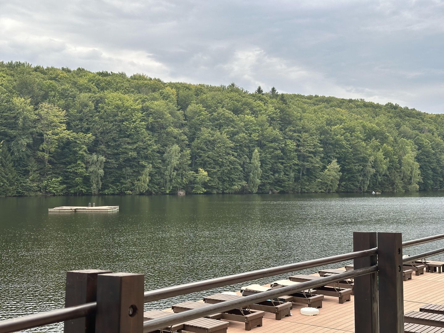 Un teren de vis cu deschidere la Lacul Trei Ape, Brebu Nou | Com 0% - Poză 8