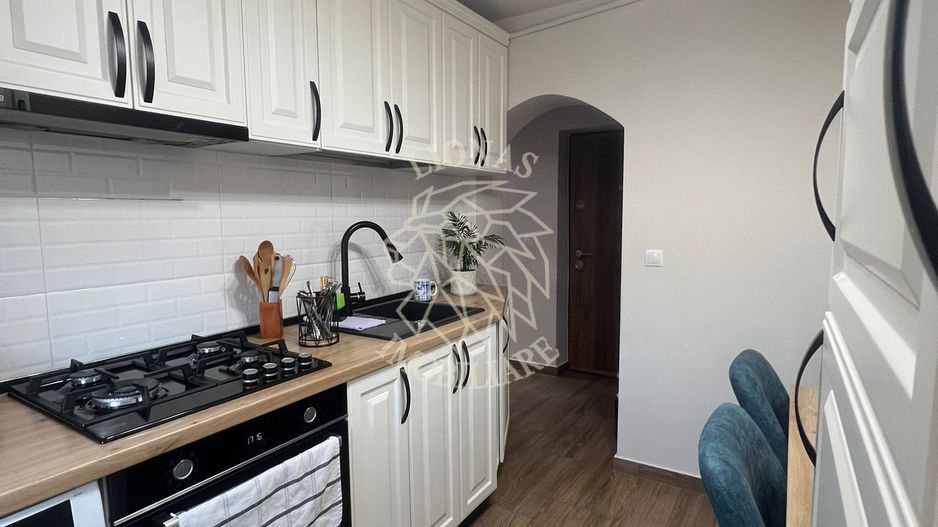 Apartament 2 camere-balcon-ideal locure-Zona Decebal - Poză 3