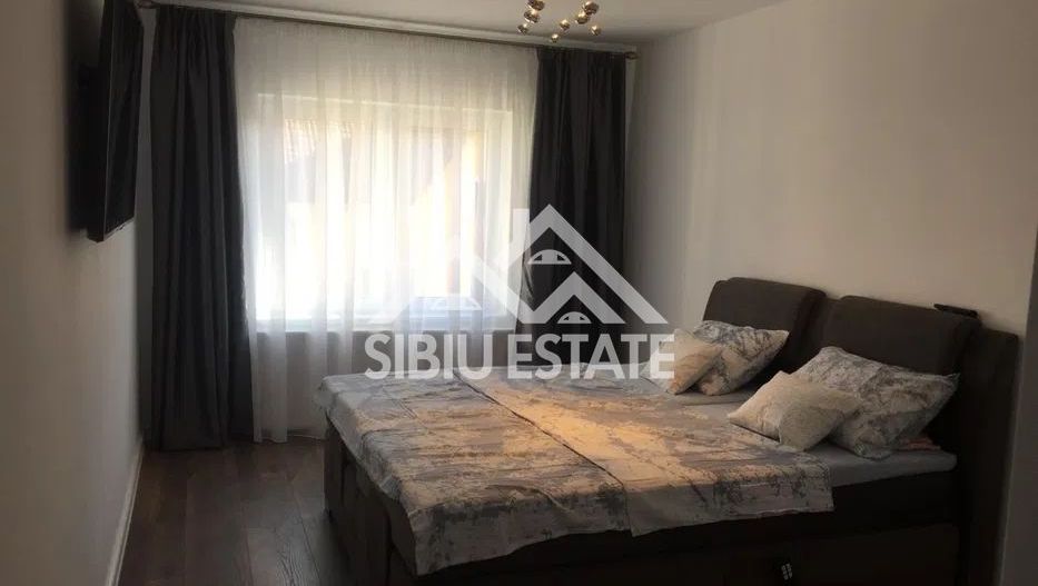 Casa 4 Camere 2 Bai Balcon si Terasa 21mp, mobilata si utilata - Poză 6