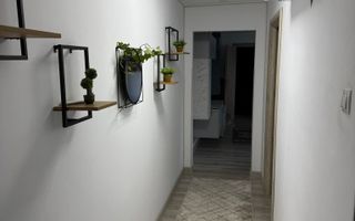 Apartament 3 camere. Bld. Brancoveanu. Aleea Covasna. Cu Centrala proprie. - Poză 9