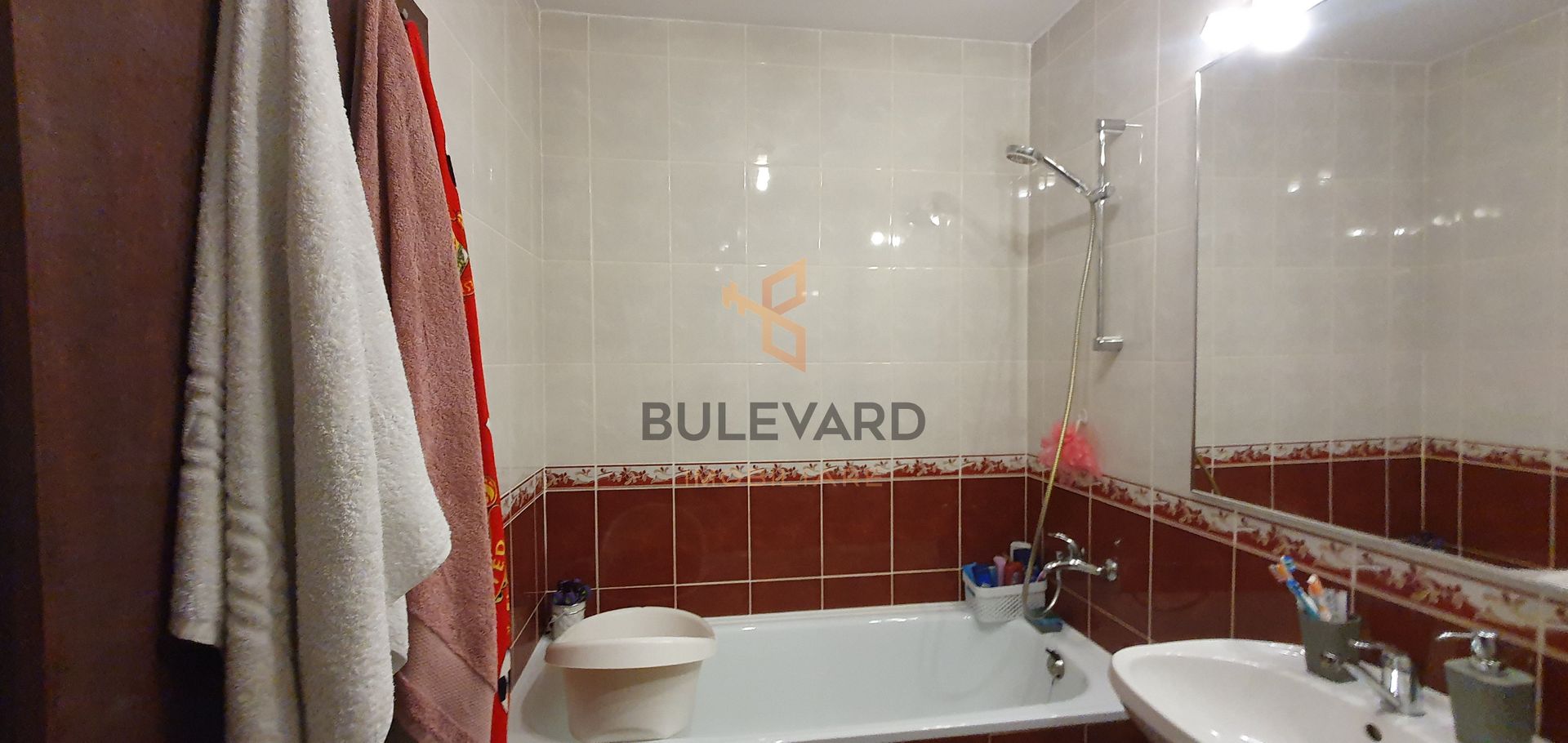 Apartament cu 2 camere+2 parcari, zona strazii Stejarului! - Poză 7