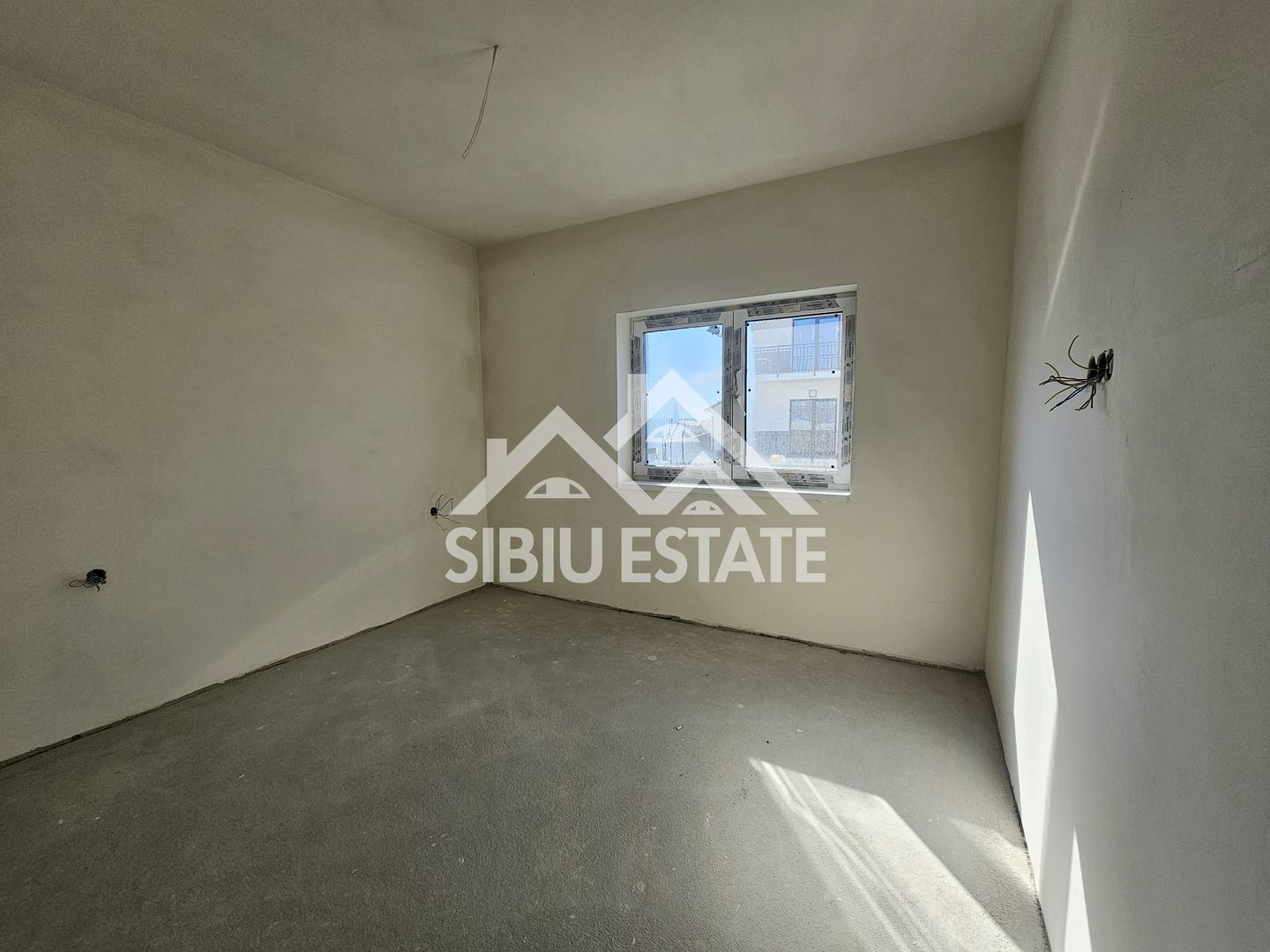 Apartament 3 camere, 2 bai, Sibiu Selimbar - Poză 3