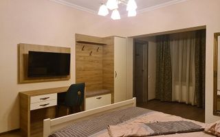 Vila P+1E,  7 camere, curte amenajata   - zona Mall, George Cosbuc, 2750 E - Poză 9