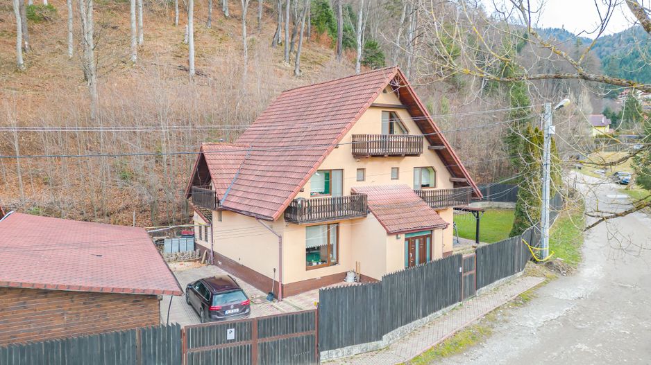 Casa individuala in Dambul Morii cu vedere spre Piatra Mare - Poză 26
