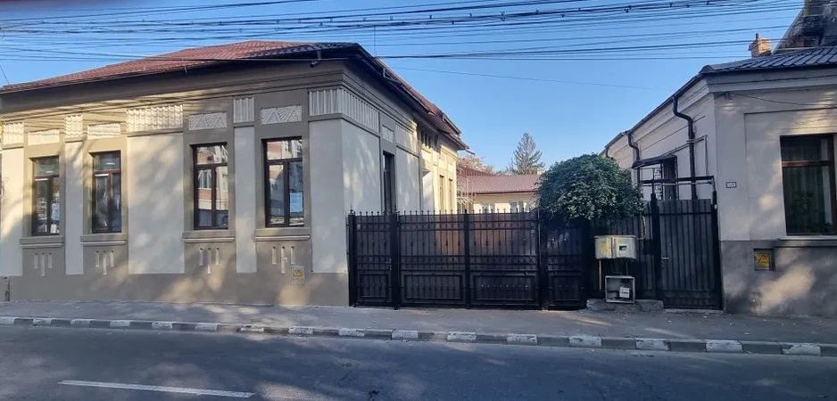 Casă Centrală Clasa A – ideală pentru birouri / clinică medicală – 350 mp constr - Poză 2