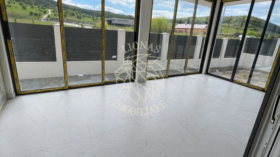 Casa Ultrafinisata 4 camere-teren 500mp-panouri fotovoltaice-Aerodrom - Poză 6