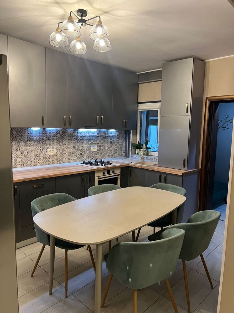 Calea Calarașilor/ Casa in ansamblu minirezidential /3 camere/ Cramă - Poză 5