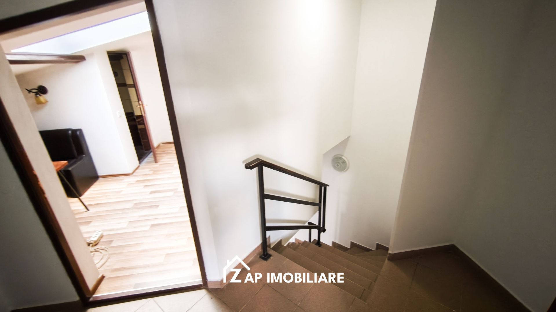 Cazare Muncitori - 10 incaperi - 5 băi - 1 bucătărie - Poză 14