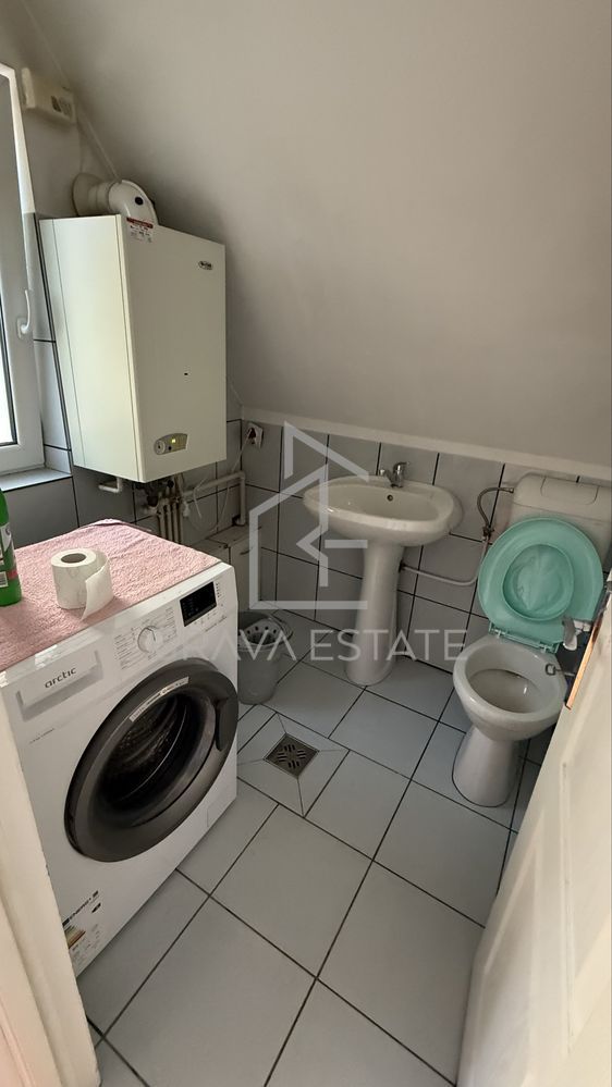 Apartament 4 camere , terasa, zona Andrei-Muresanu - Poză 2