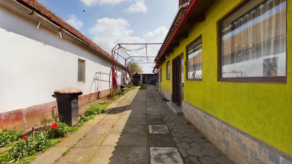 Casă/Apartamente/Spațiu comercial/Hală 700 mp Șagu - Poză 19