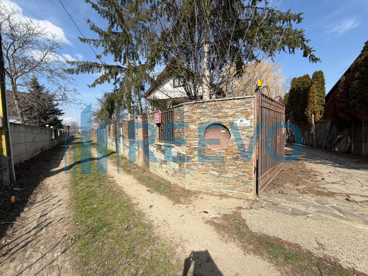 Casă/Vilă de vânzare în comuna Târgu Trotuș, județul Bacău. - Poză 71