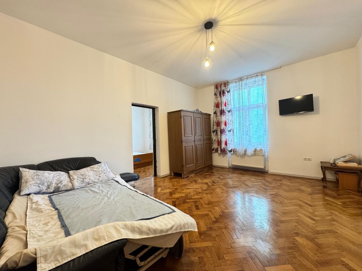 Apartament de inchiriat in centrul istoric - Poză 5