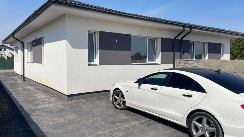 Duplex pe parter de vanzare in Bucovat - Poză 10