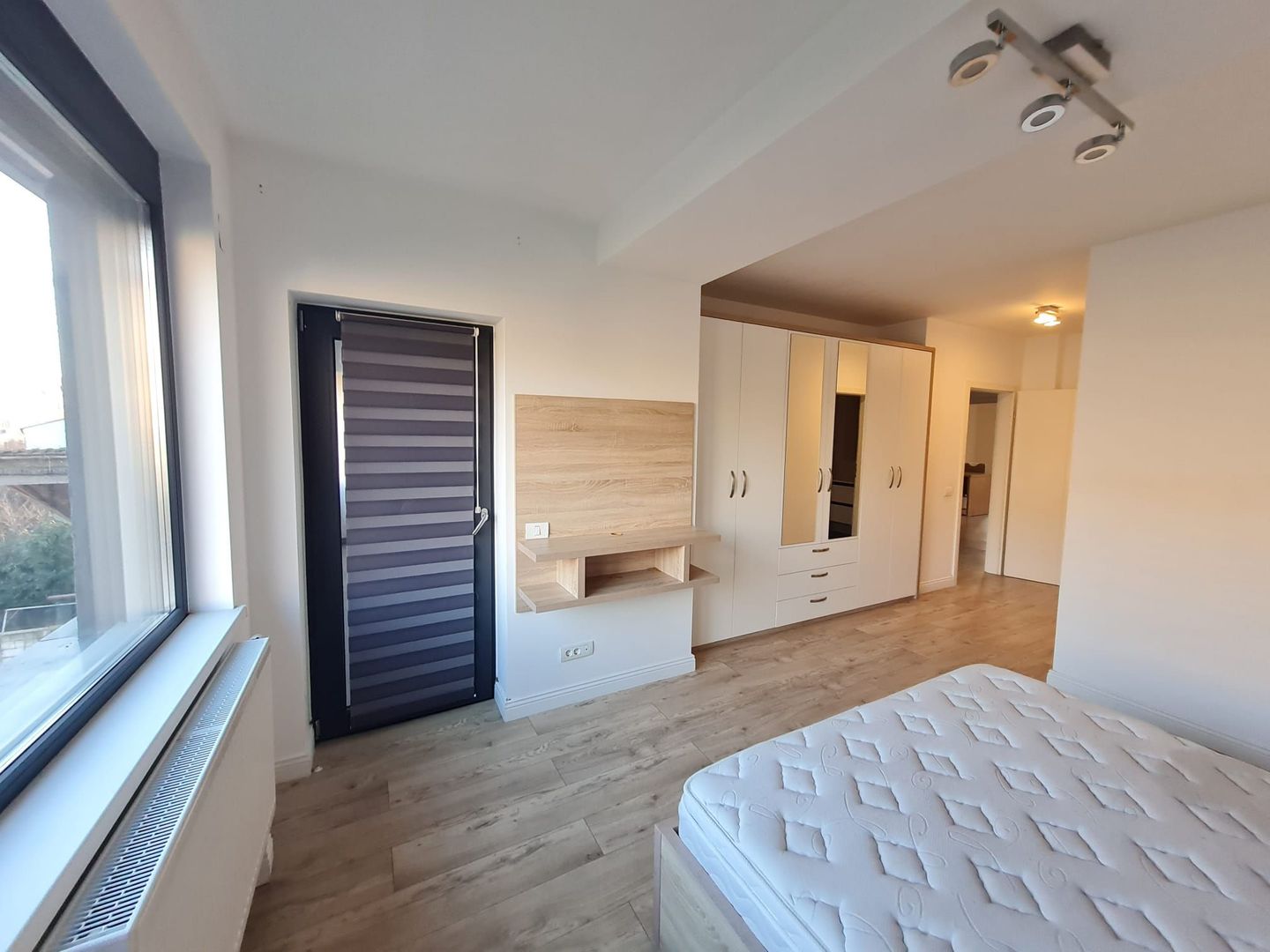 Apartament generos 4 camere zona Elisabetin - Poză 19