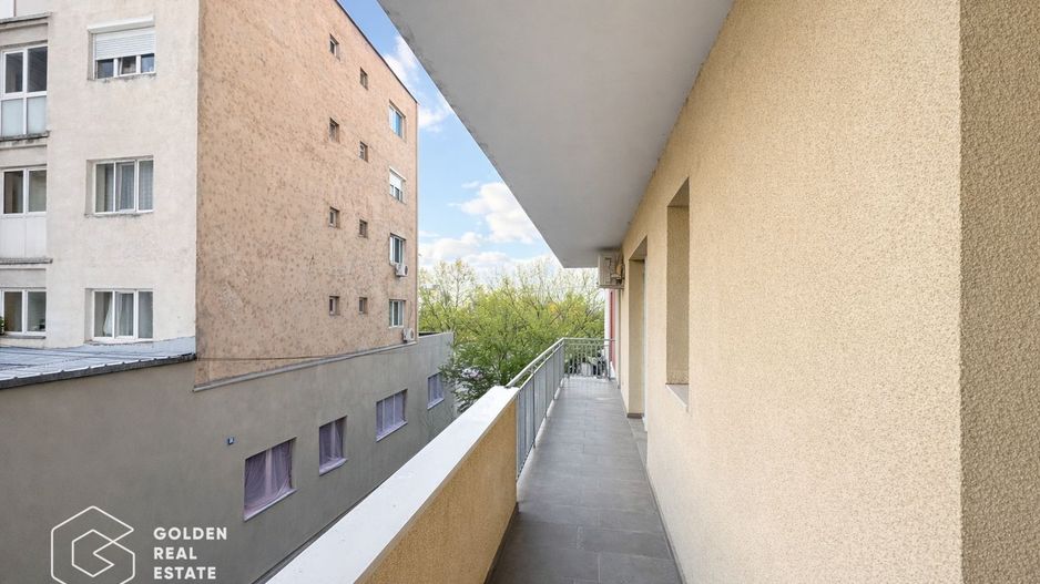 Apartament superb, BERMO, 2 camere, etaj 1, totul nou, centrala proprie, balcon - Poză 15