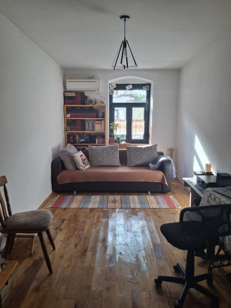 Casă cu grădină în centrul orașului Satu Mare - Poză 4