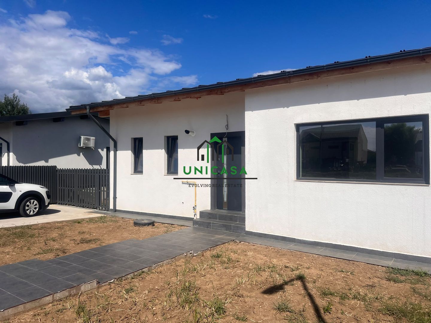 Casă noua de vânzare/3 camere/ Bujoreni - Poză 11