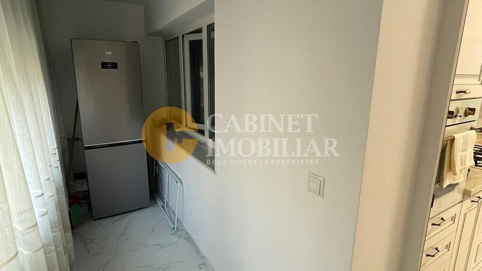 Central - Tg Cucu bloc tip Vila - 2 camere Decomandat RENOVAT 60mp - Poză 8
