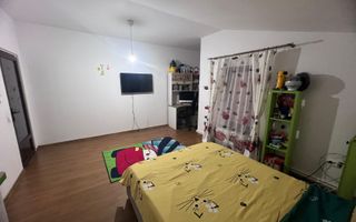 Casă spațioasă cu piscină, de vânzare în Simeria - Poză 26