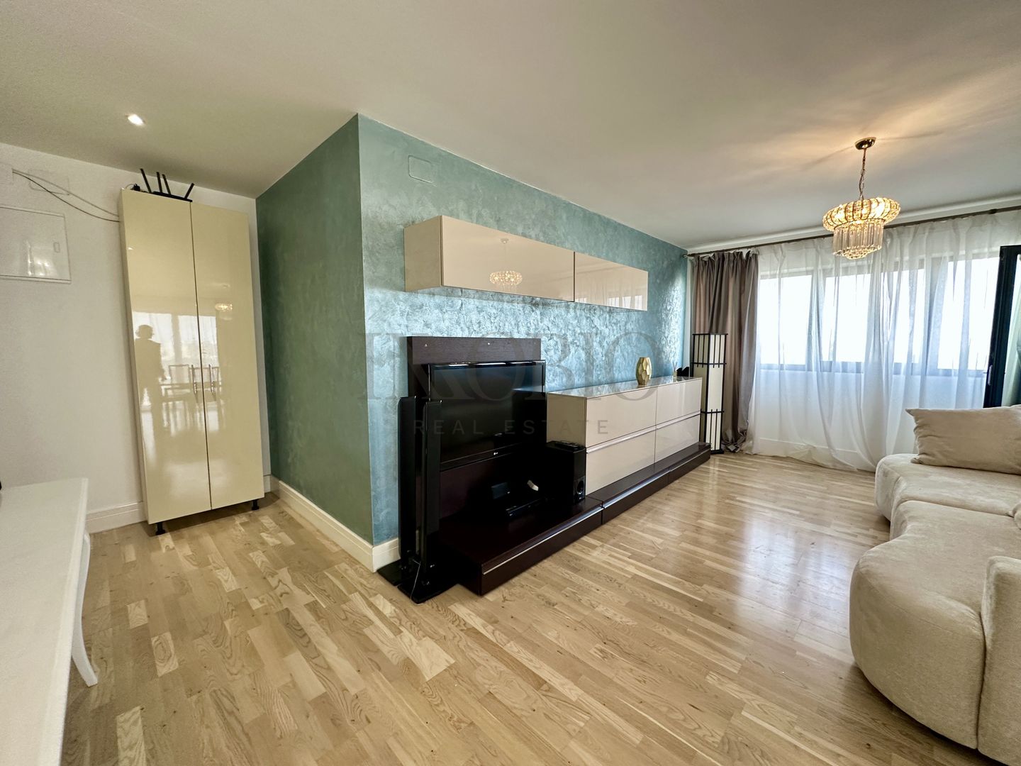 Apartament 3 Camere | 102 The Address | Loc de Parcare - Poză 3