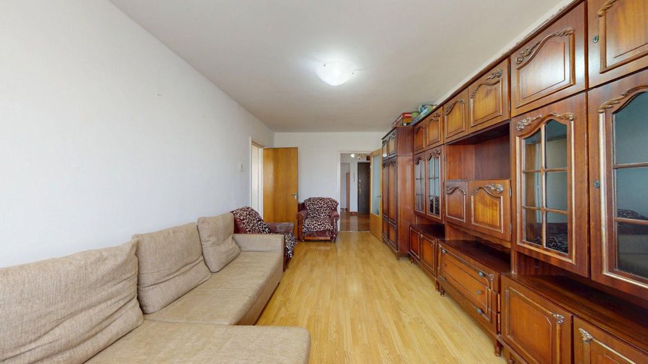 5 min Metrou Crangasi Apartament 3 camere - Poză 1