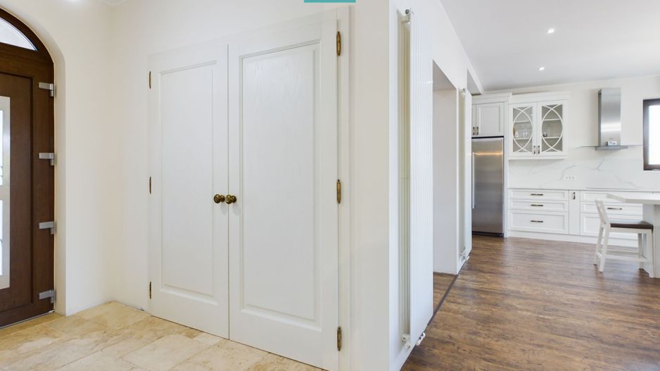 Vilă la sol cu 3 camere în Pârneava - Poză 2