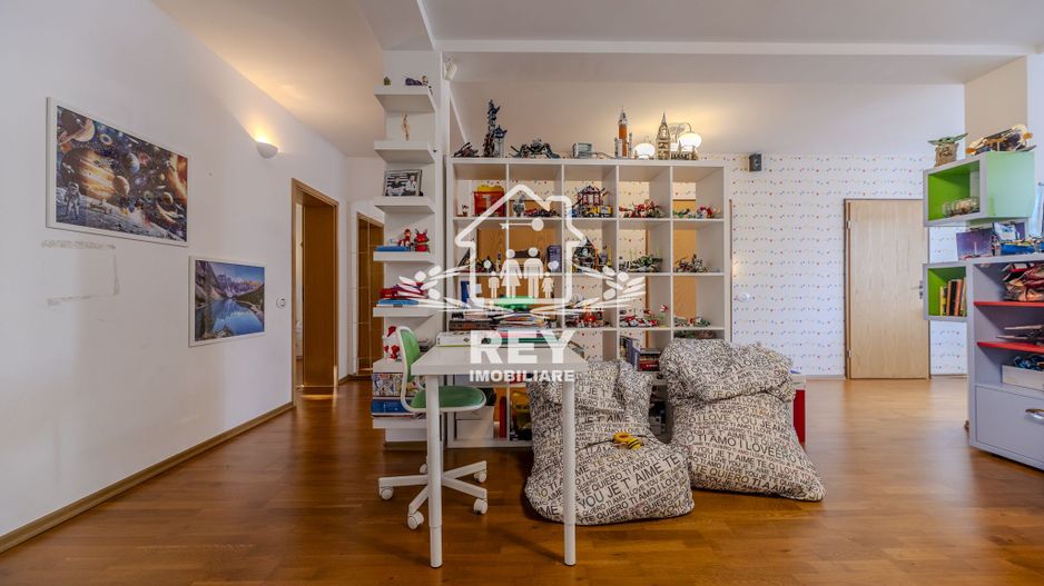 De Vânzare Vila Superba la liziera parcului Sub Arini - Poză 8