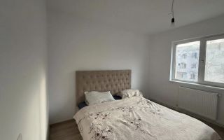 Apartament cu 2 camere -etaj intermediar - renovat complet - Poză 3