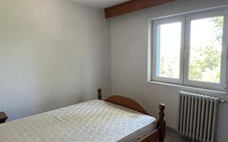 3 camere cu vedere la Parc Humulesti - Poză 10