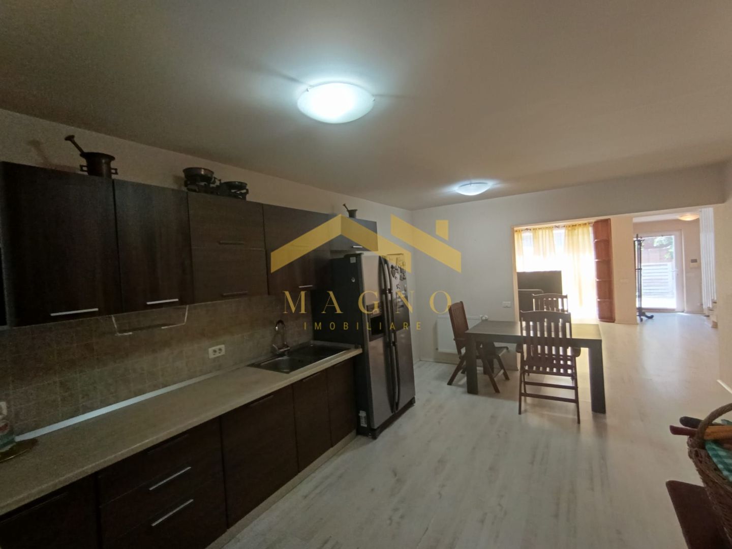 CASA SPATIOASA CU 4 CAMERE CARTIER GRADISTE - Poză 8