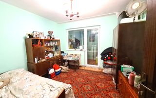 Apartament cu 2 camere decomandate, str. Parang - Poză 4